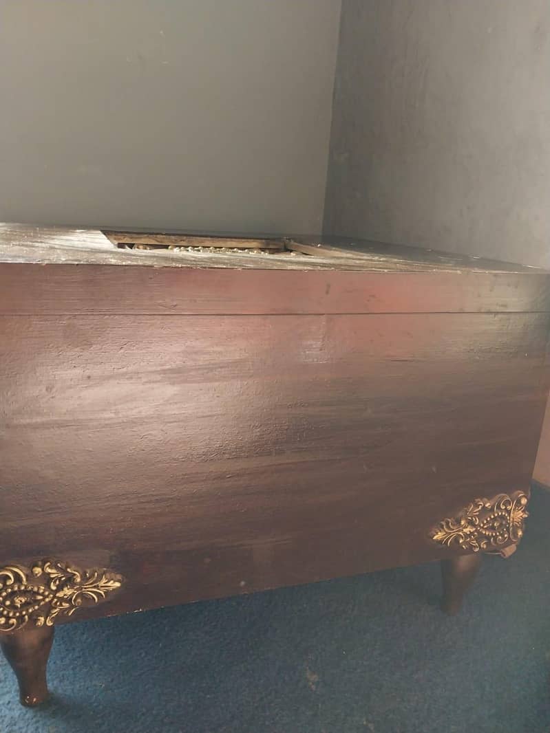 side table & coffee table 7