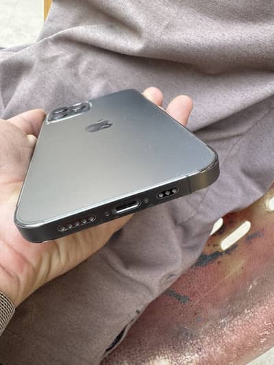 Iphone 12 pro sealed water packed phone 03106584065