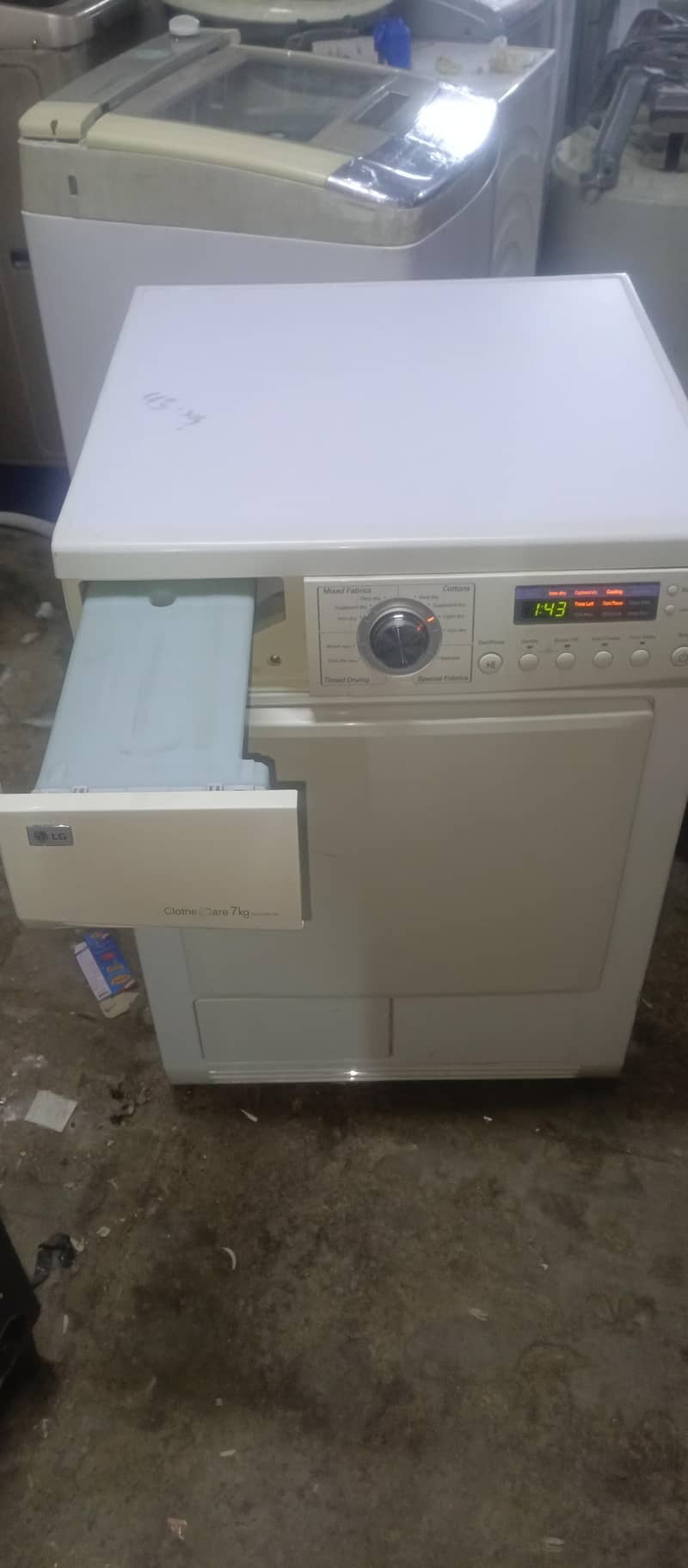 Automatic washing machine 1