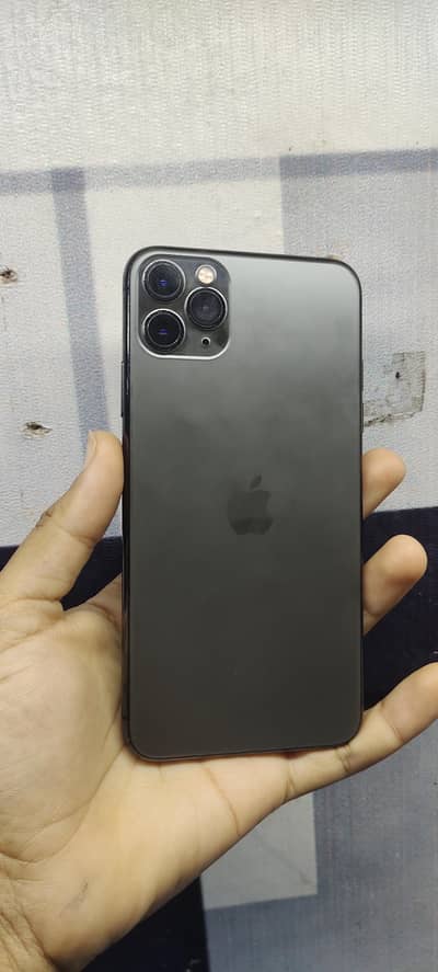 iphone 11 pro max 64GB
