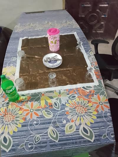 Dining table 8 seats