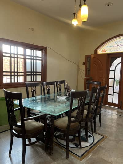 Dining Table - 8 chairs