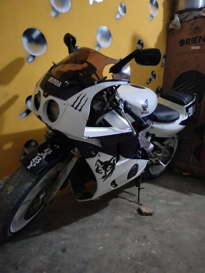 honda cbr