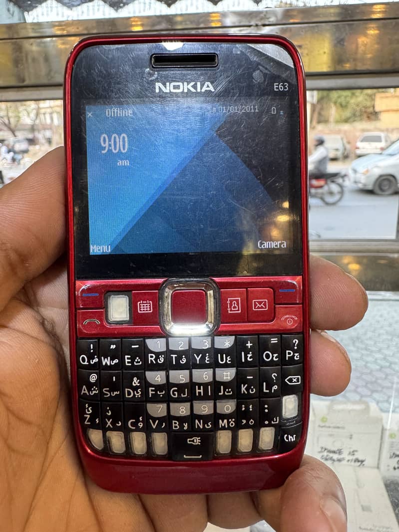 Nokia E63 1