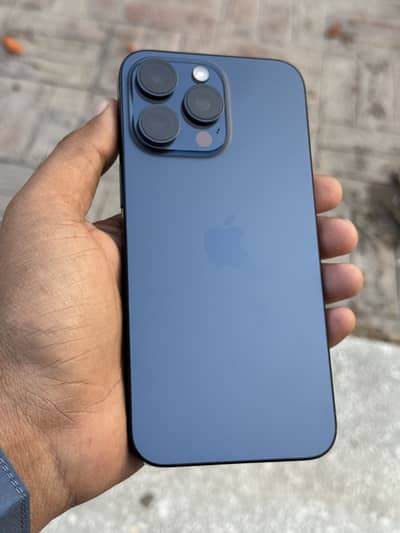 iPhone 15. p. m 256gb 100health 89cycle pta