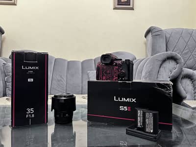 Lumix s5ii + 35mm 1.8