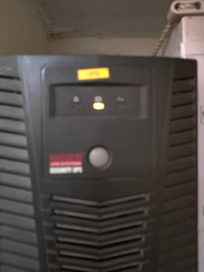 UPS 600 WAT BRANDED USA WALA HE