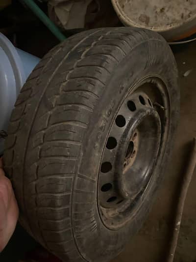 use tyre corolla 195/65/15