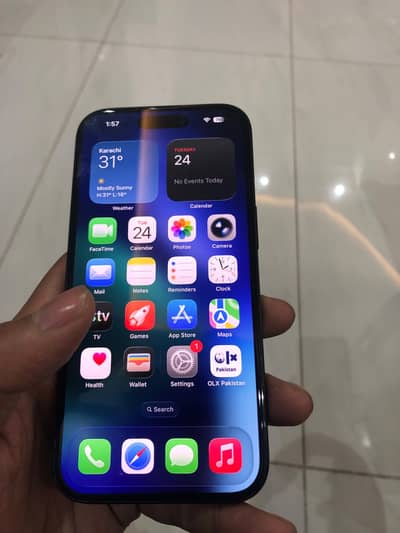 iPhone 15 fu 128gb water pack excellent condition