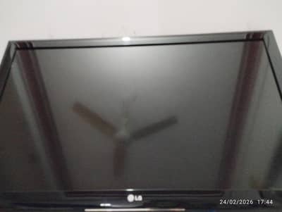 LG LCD tv 42 inches  perfect working condition