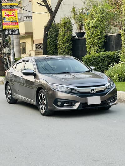 Honda Civic UG 2017 Model Well Maintained