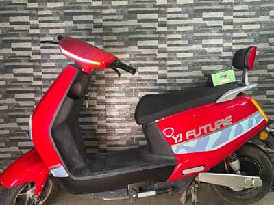 Electric scooty