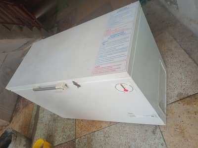 Medicine Refrigerator (MK304 VESTFROST Brand)