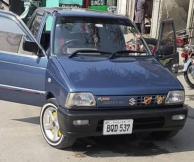 Mehran 100/100 car