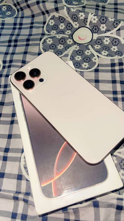 Apple IPhone JV 16 Pro Max 256gb 10/10 Condition Waterpack Sealed