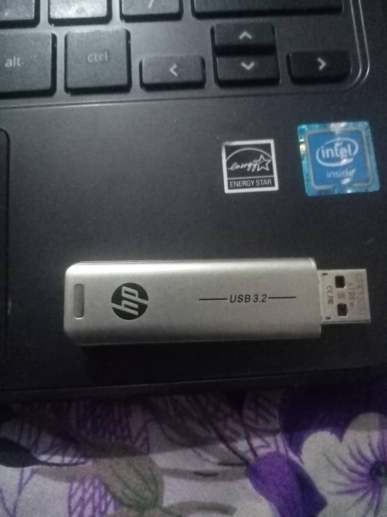 USB WINDOW 10 PRO 1