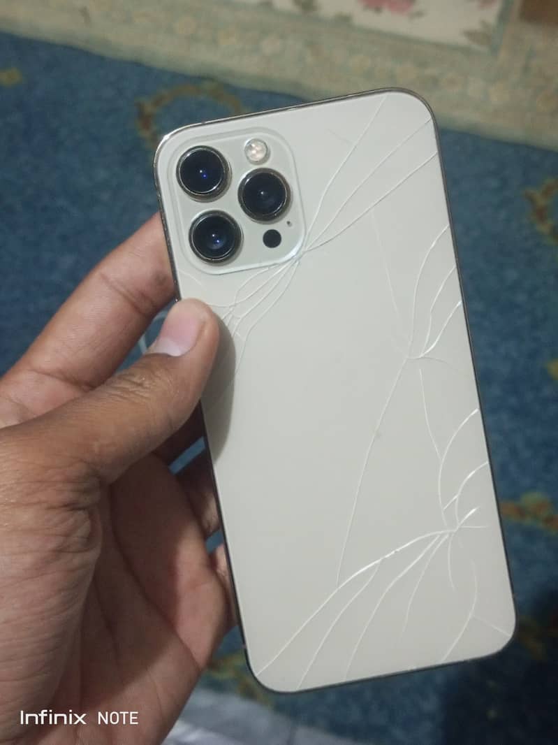 iPhone 12 pro max 10