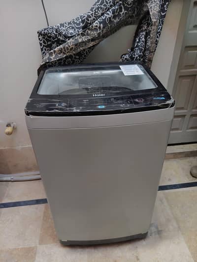 Haier automatic 8.5 kg Washing machine (one hand use)