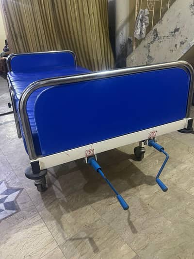 patient bed for sale in good condition solid material heavy weight