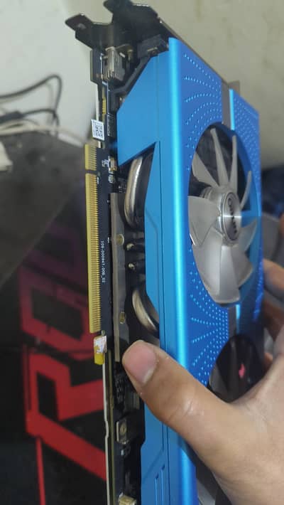Rx  590 8gb nitro plus