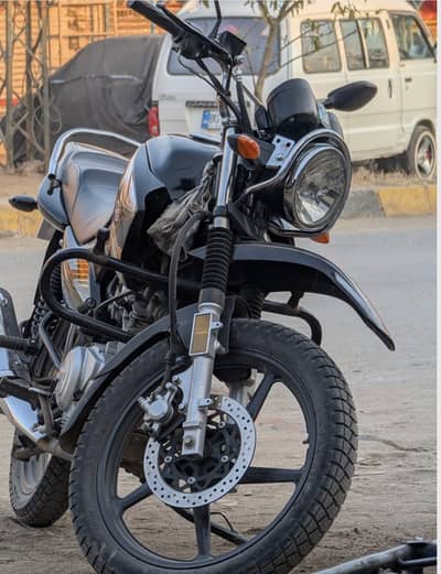 Yamaha YBR 125G 2025