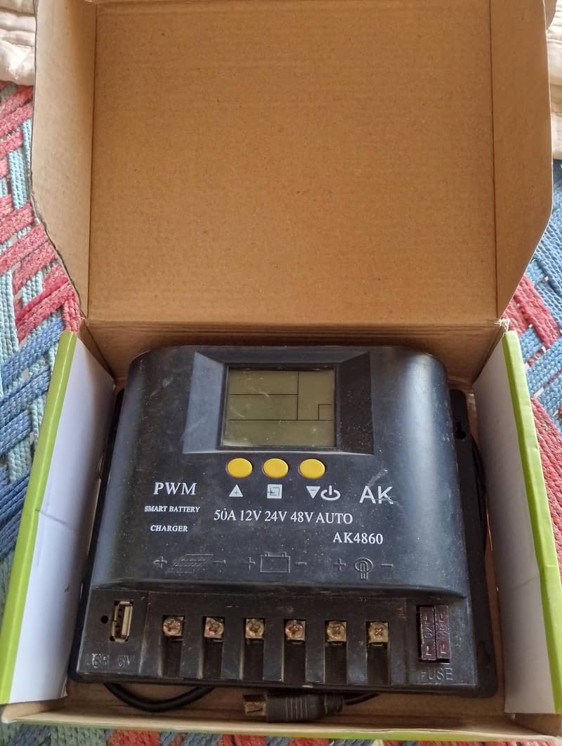 battery solar controller 0