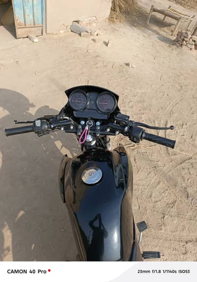 Yamha ybr esd 2016 model