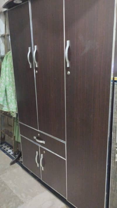 Safe Almari Ha bilkul saff Ha 10 by 10 condition ha