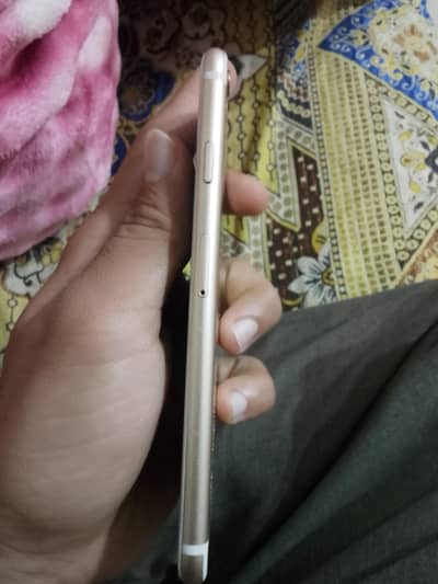 Iphone 6 achi condition Mae hai best camera battery health is good