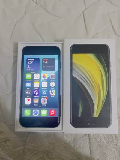 Iphone se 2020 with box