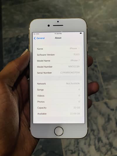 iPhone 7.32GB
