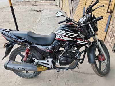 Honda Cb 150 F lush condition