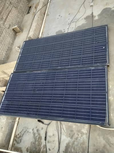 2 Solar Panels for sell in good condition very cheap price