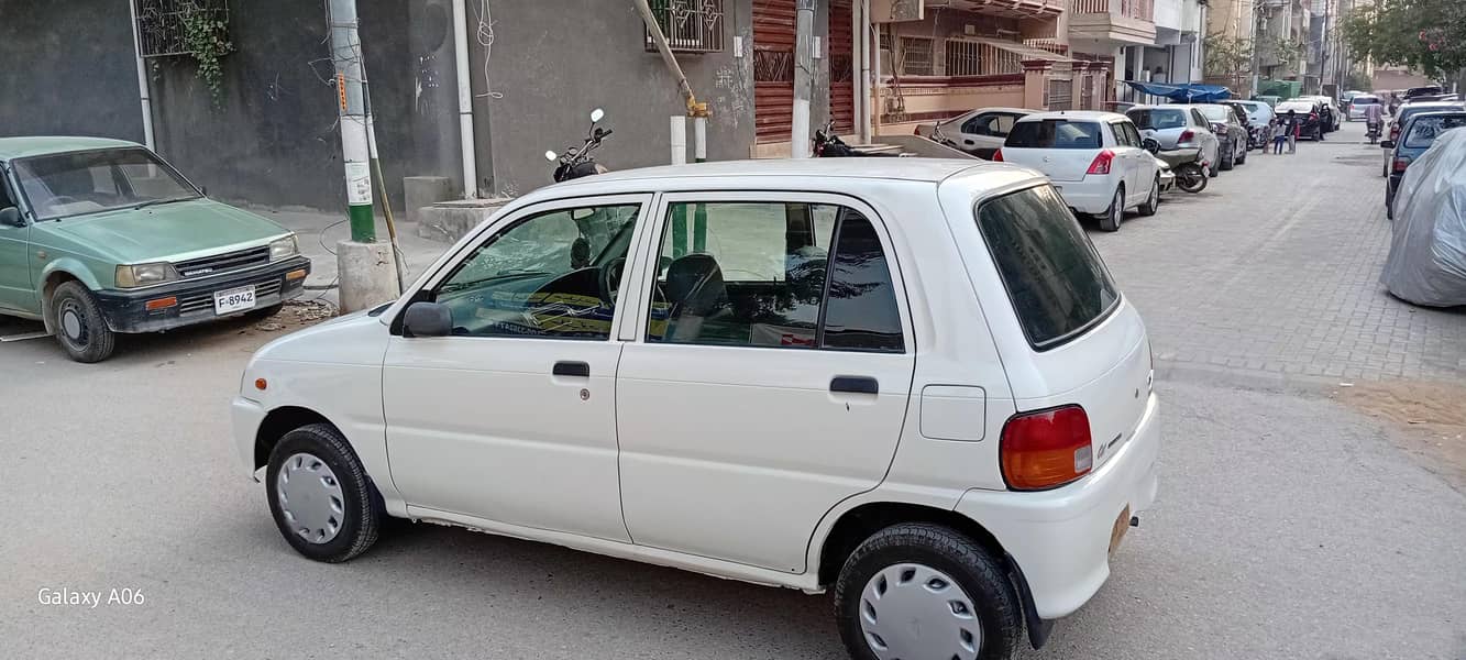 Daihatus coure cx automatic 10