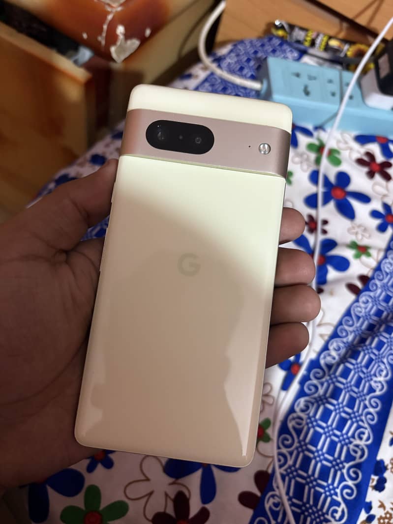 Google Pixel 7 0