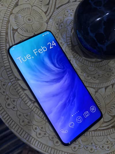 One plus 7 pro 8/256 Pta