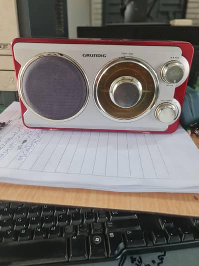 GRUNDIG RADIO
