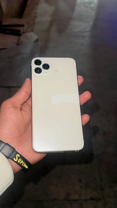 11 pro max (512 gb ) health 81condition 10/9 just panel change