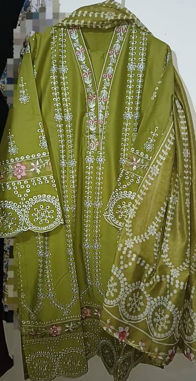 Chicken Kari 3pc stitched long length embroidered dress