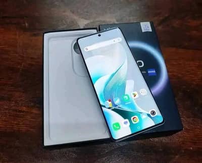 vivo v40 12 gb ram 256gbym WhatsApp number  03326810152