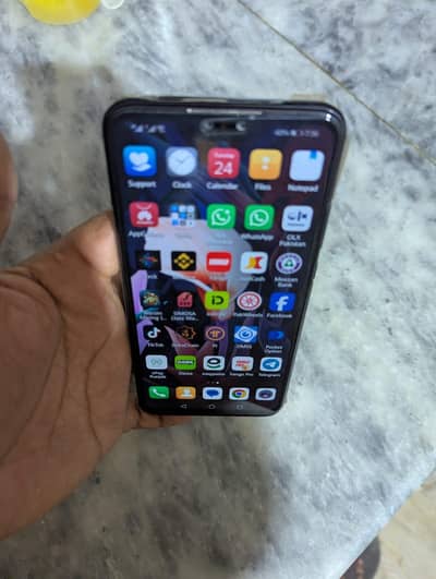 Huawei y9 4/64 available for sale