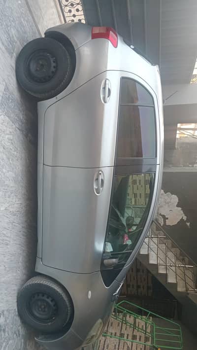 Toyota vitz 2006/2009 full ok