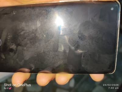 one plus 8 pta ha 8gb ram 128GB Rom