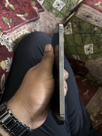 Urgent sale contact on whatsapp