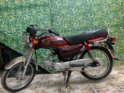 United US 70 2025 model lush condition totel ganiune almost new