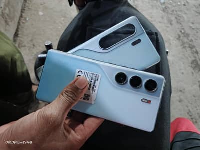 Want to sell Tecno Camon 40 Pro.