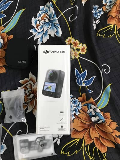 Dji osmo 360 Adventure combo