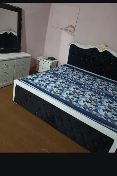 two double bed side table dressing table Dhoni ke Sath hai without mat