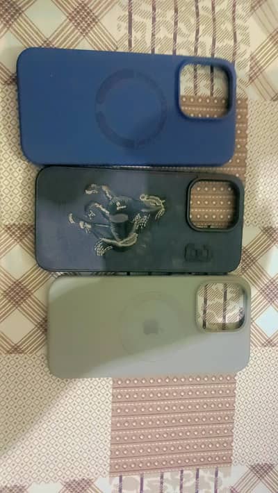 IPHONE 15 PRO MAX 3  COVERS