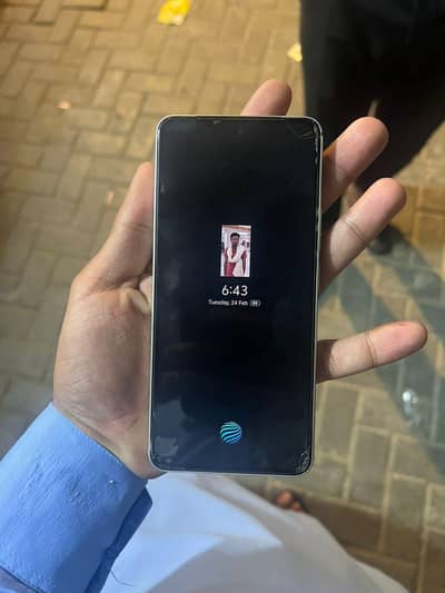 Vivo y400 For sale